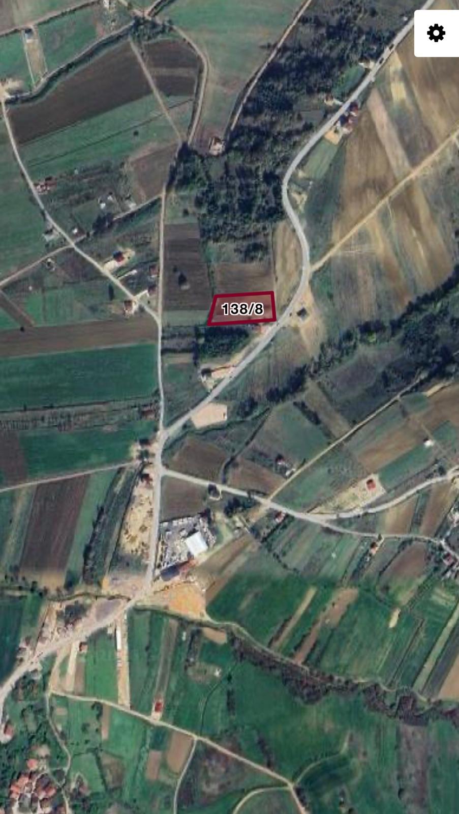 Karayakuplu'da Asfalt Cepheli 3.905 m² Satılık Tarla - fotoğraf 2